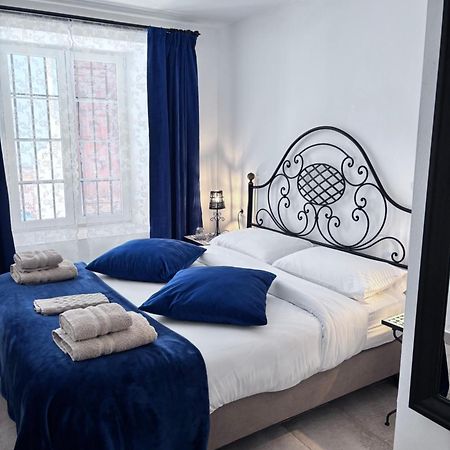 Shanti'S Andalusian Rooms Malaga Exterior photo