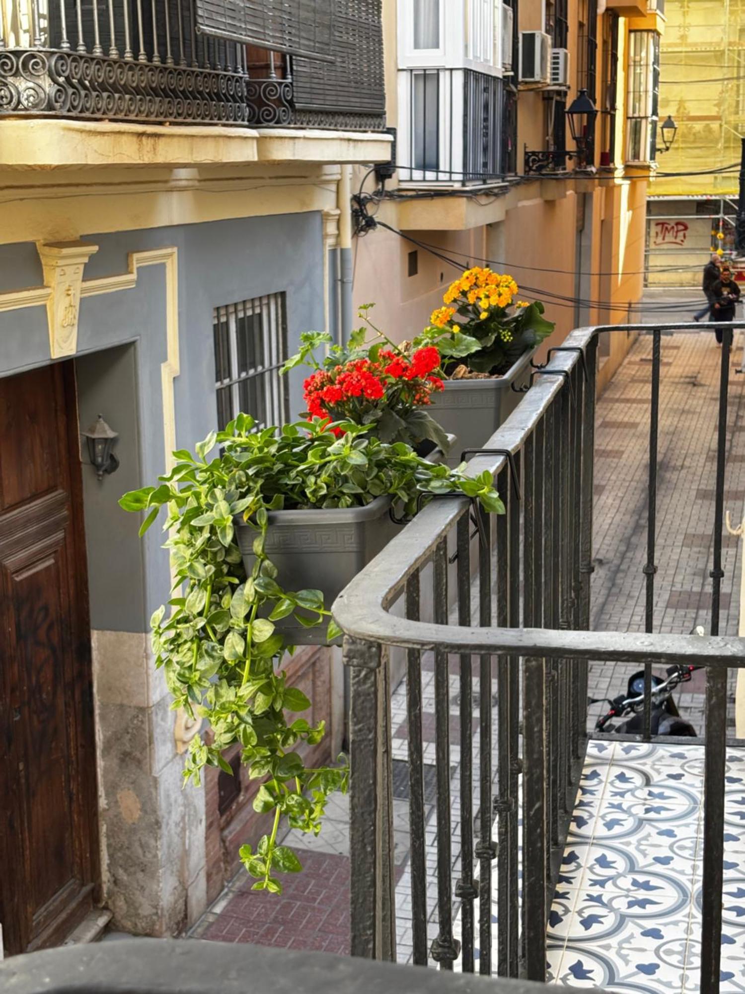 Shanti'S Andalusian Rooms Malaga Exterior photo